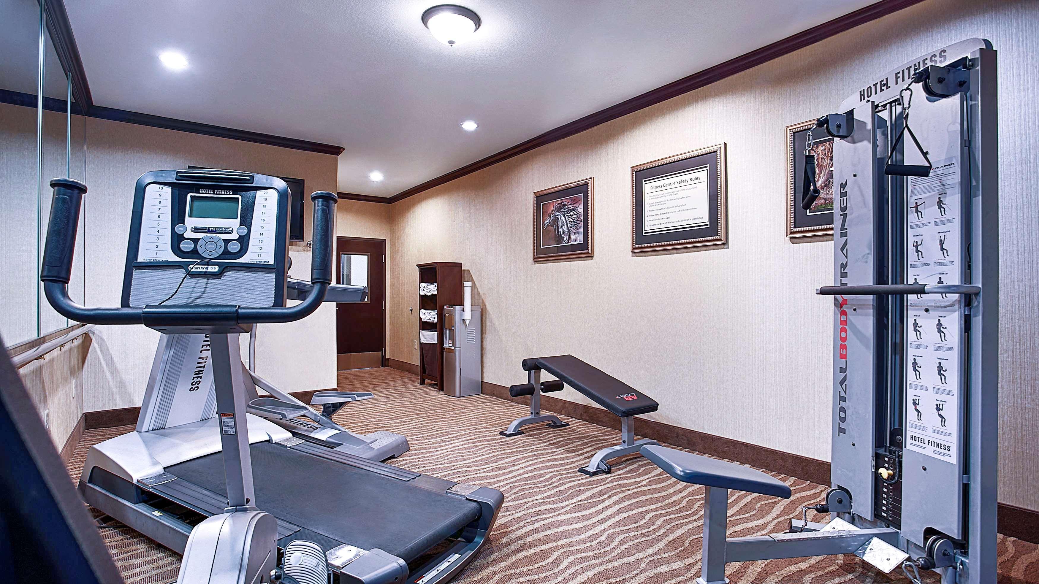 Best Western Plus Royal Mountain Inn & Suites Атенс Екстер'єр фото